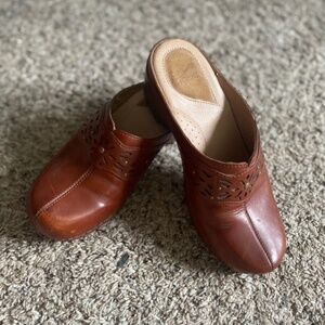 DANSKO Shyanne Leather Mules Clogs Shoes Size 38
